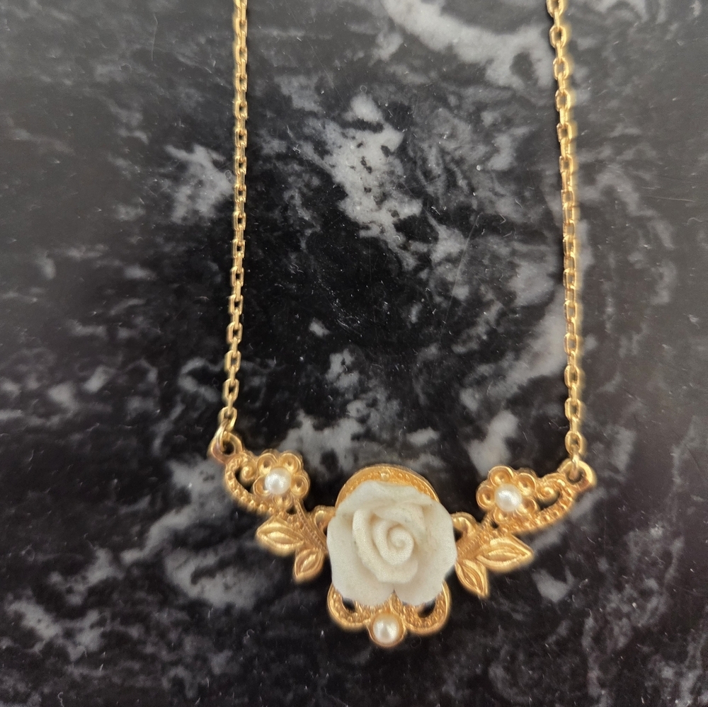 Victorian Style Necklace